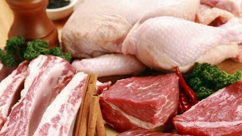 استعدادا للاحتفالات برأس السنة وشهر رمضان..   اللحوم البيضاء تستعيد نسق إنتاجها ودعوة إلى توريد اللحوم الحمراء